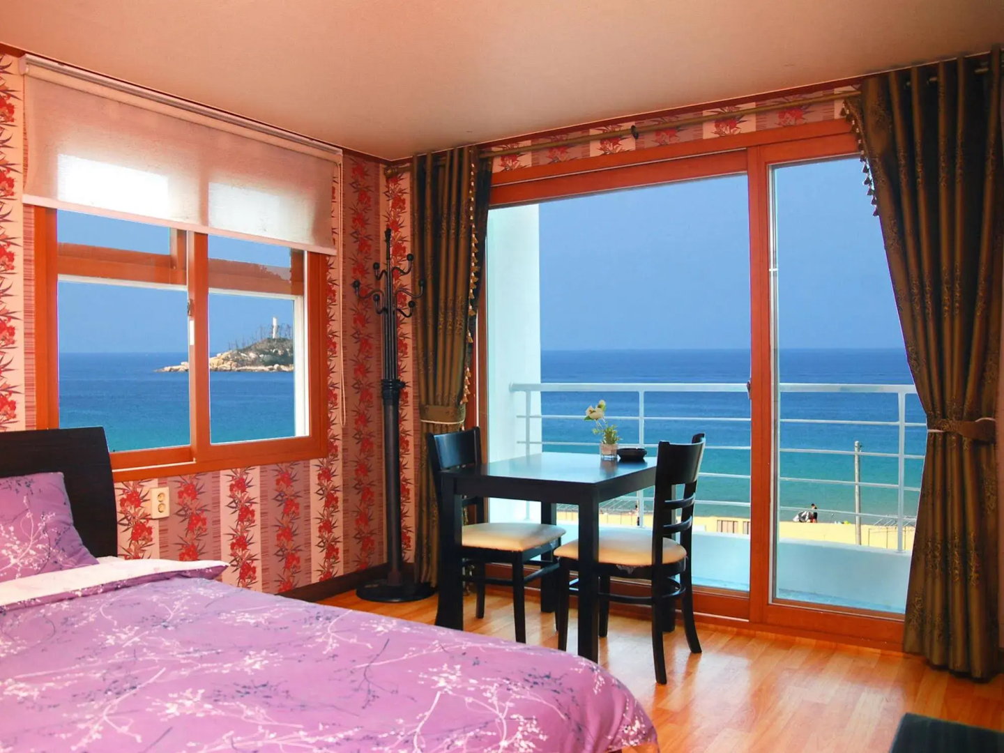 Sunrise Pension