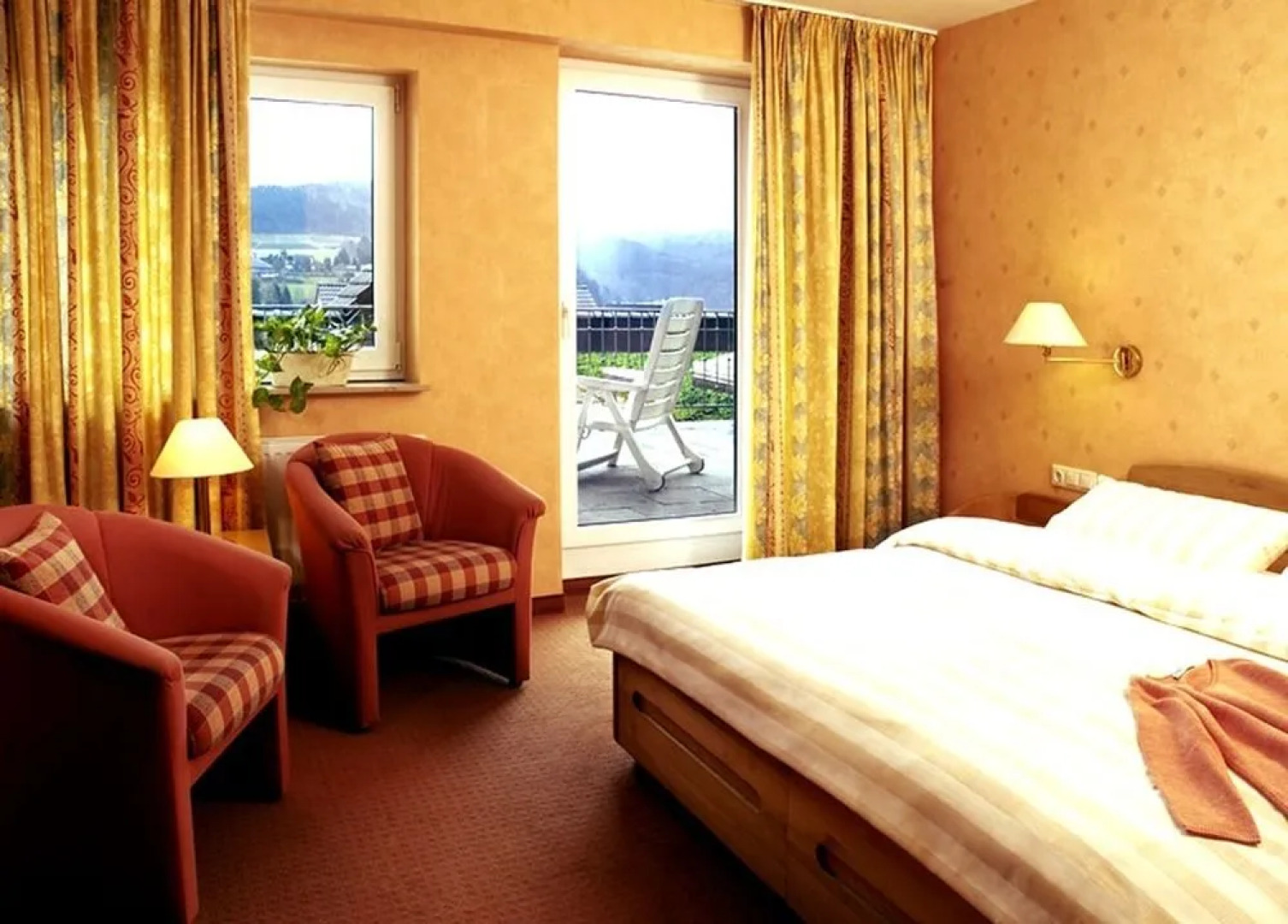 Luckai Hotel Restaurant