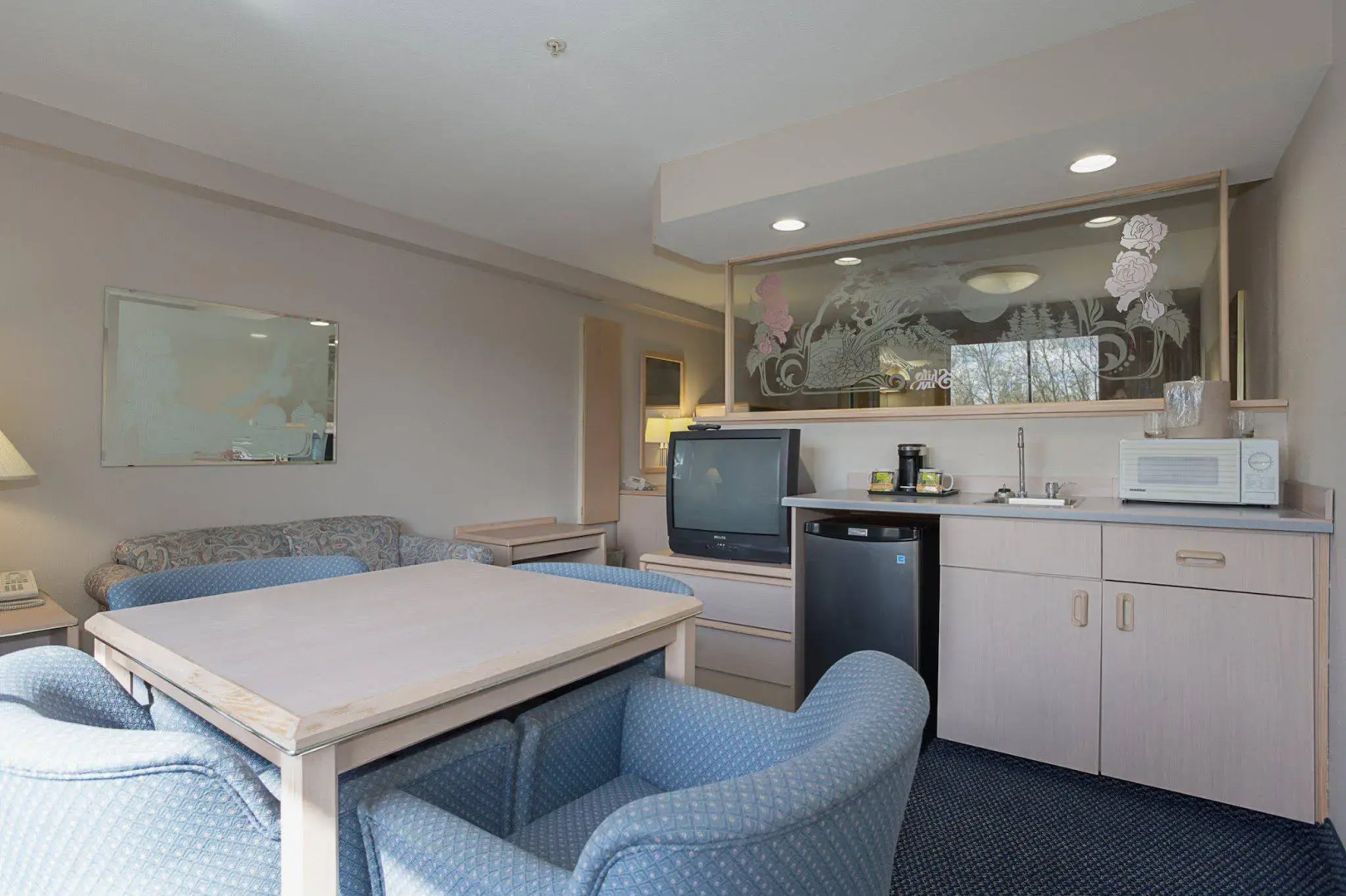 Sojourn Suites Portland Airport