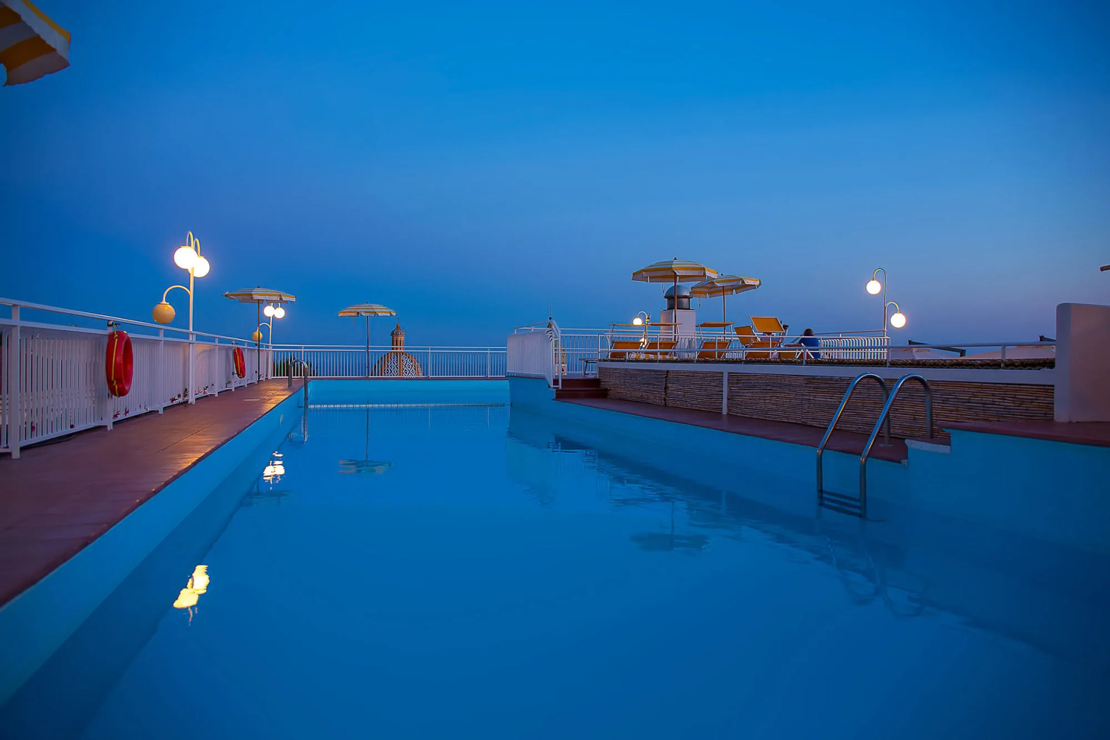 Hotel Tramonto d'Oro