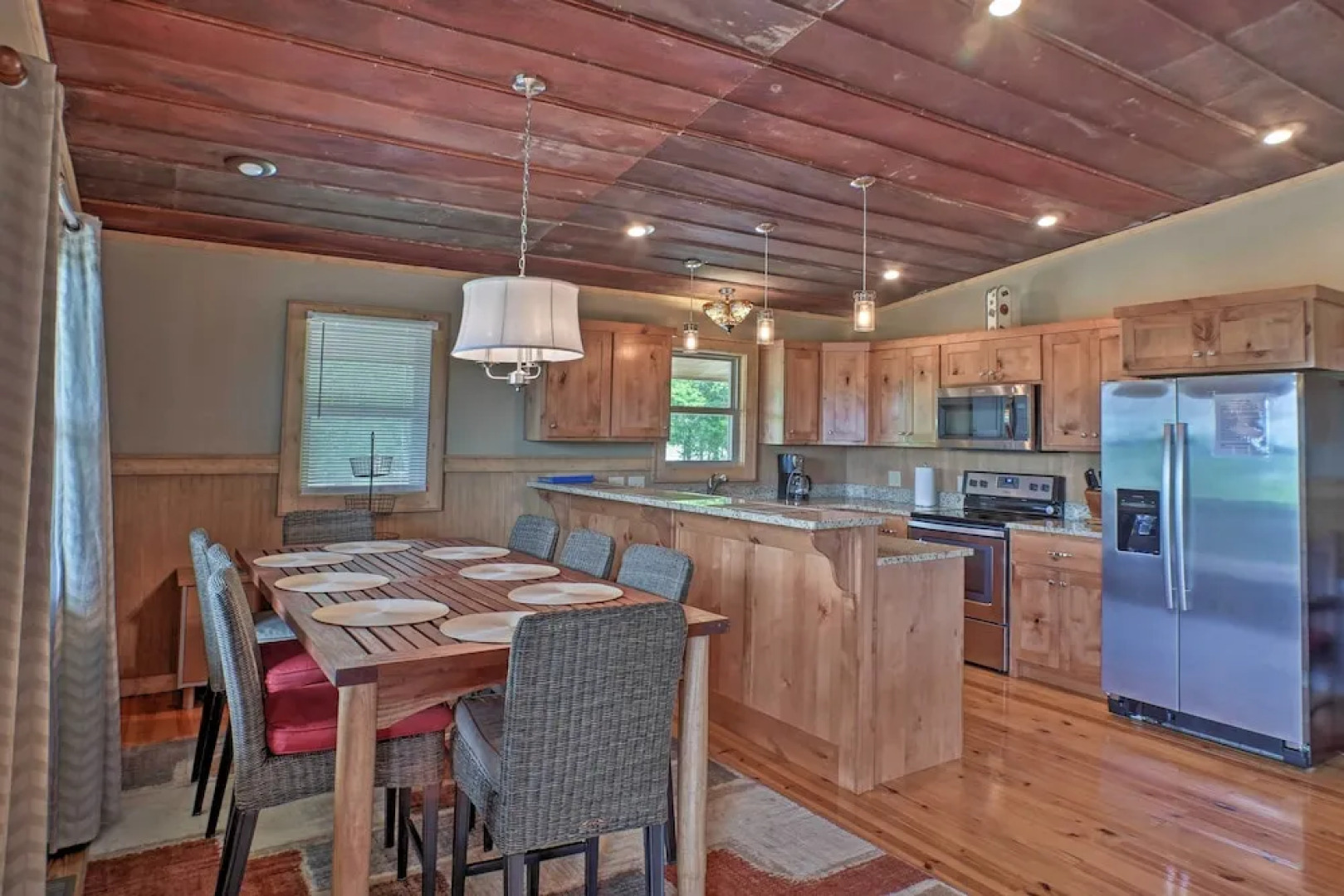 Guntersville Cabin w/ Lake Views!