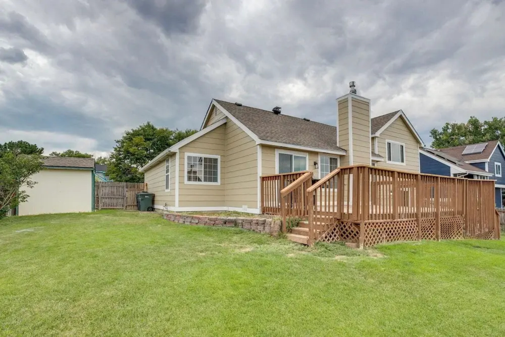 11 Mi to Denver: Pet-friendly Home in Thornton!