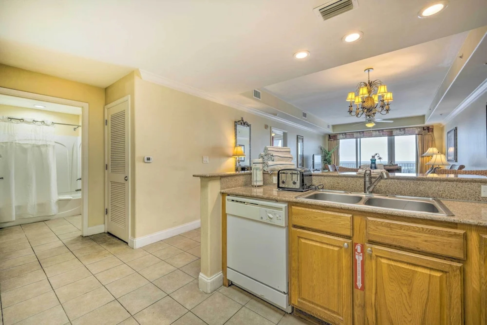 1 Mi to Disney: Condo w/ Water-view Balcony!