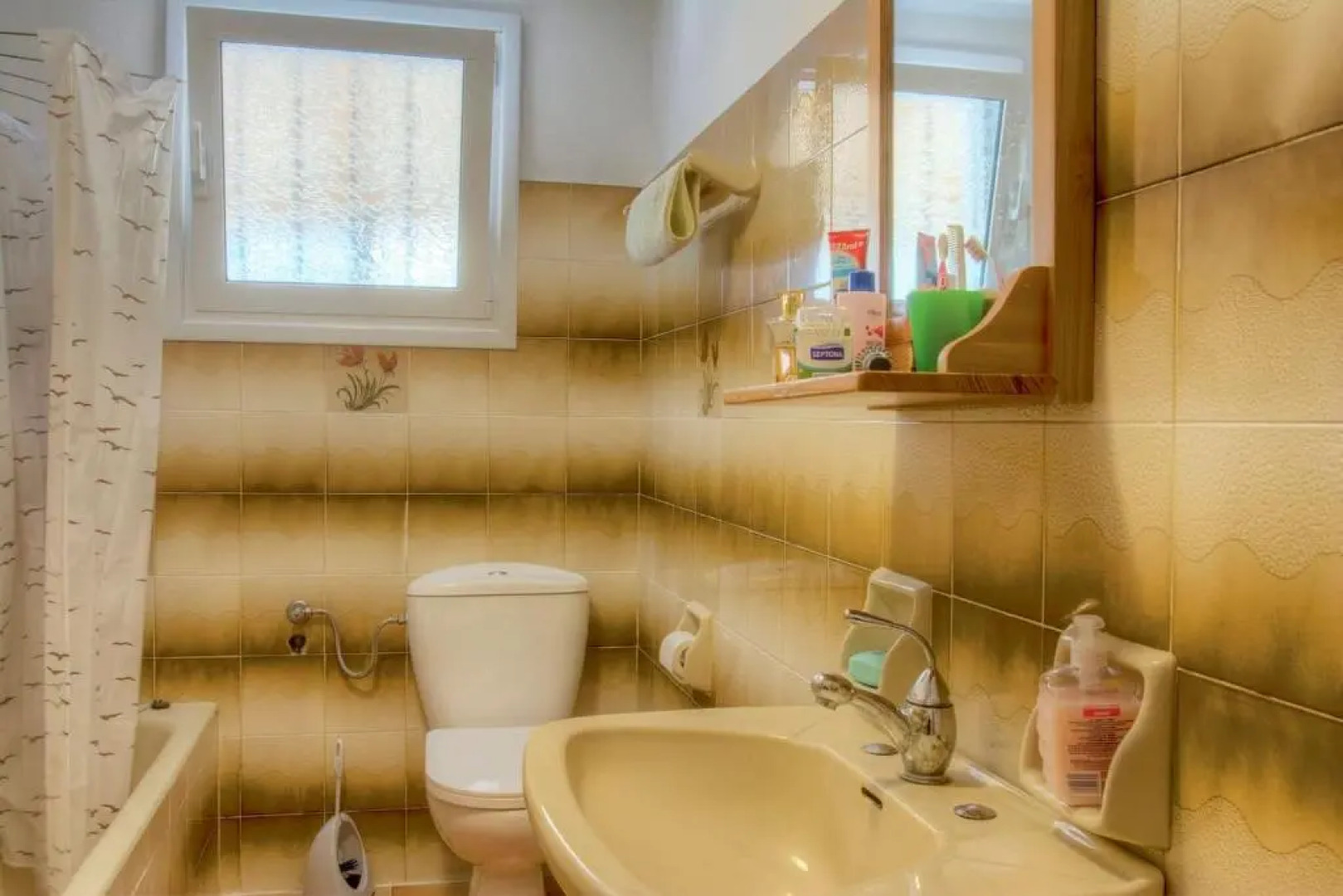 Kanakades Village House