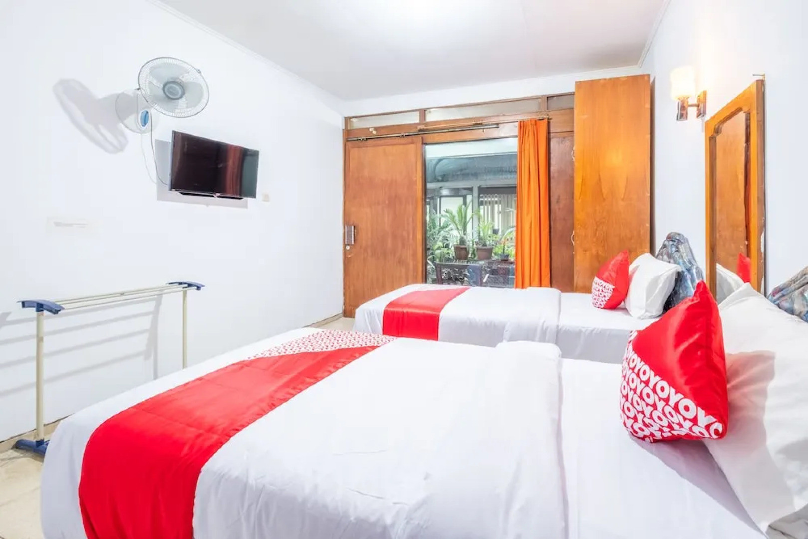 OYO 943 Hotel Azalea Syariah