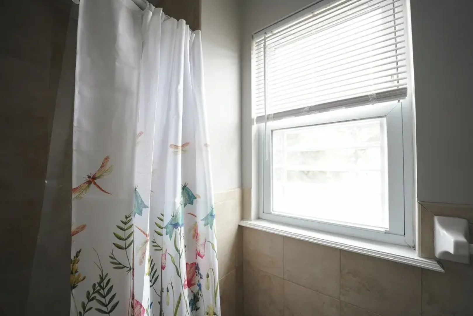 Newark Liberty Gem Brick House - Apt 3