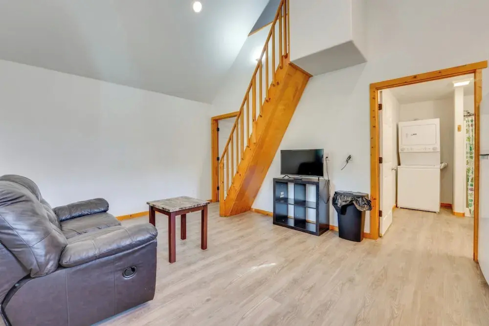 < 1 Mi to Main St: Quiet Home w/ Yard in Stockdale