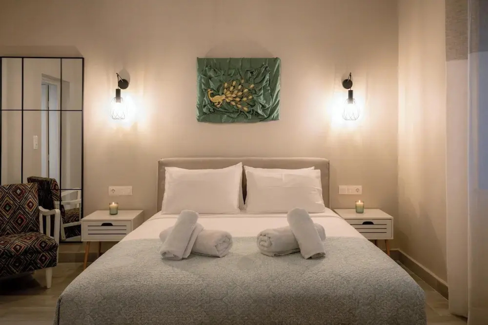 Peacock's Apartments