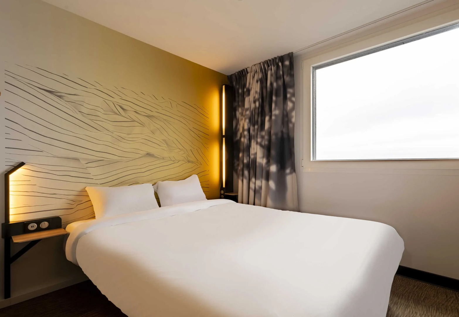 B&B HOTEL Valenciennes Onnaing