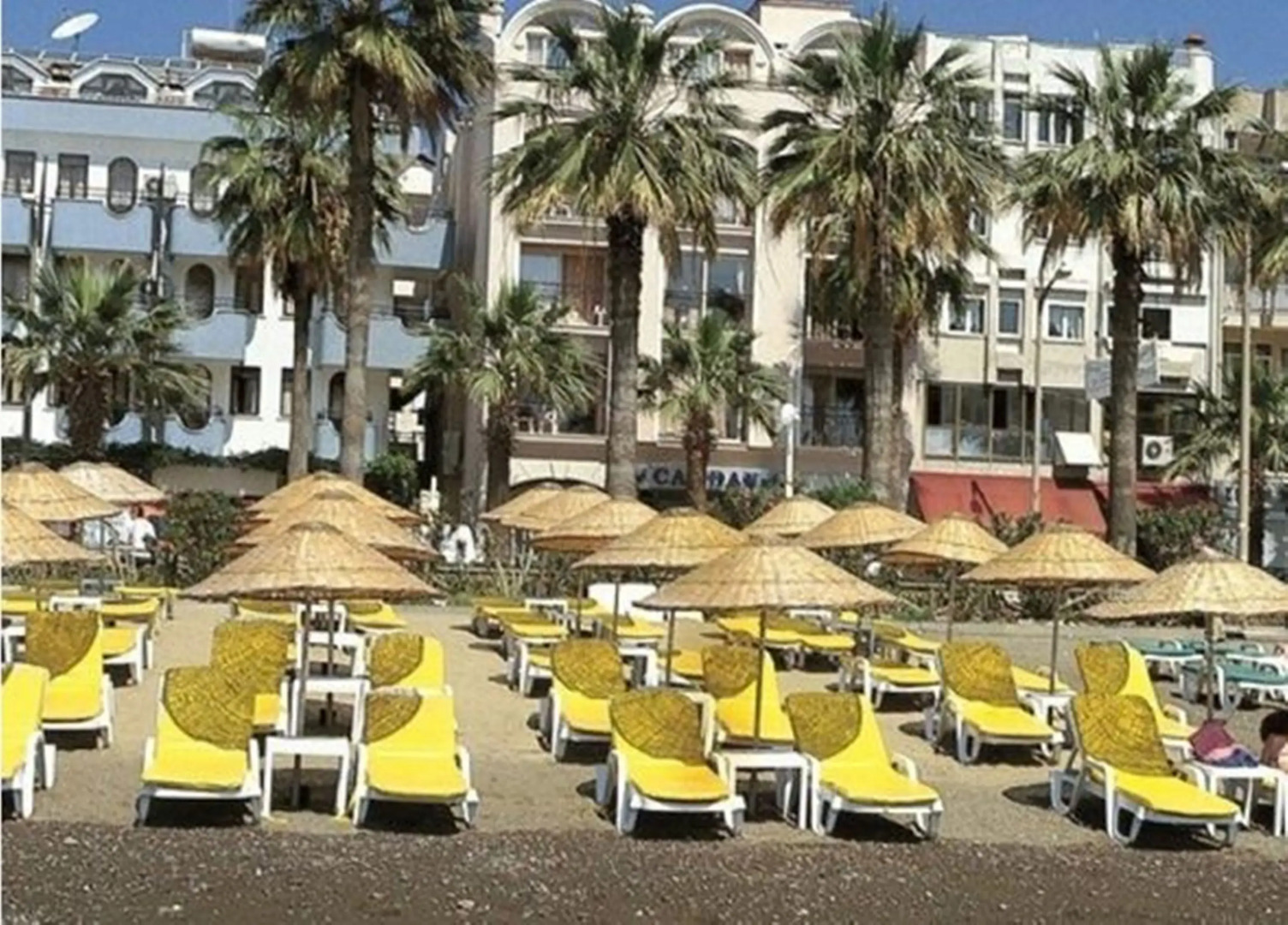 Candan Beach Hotel