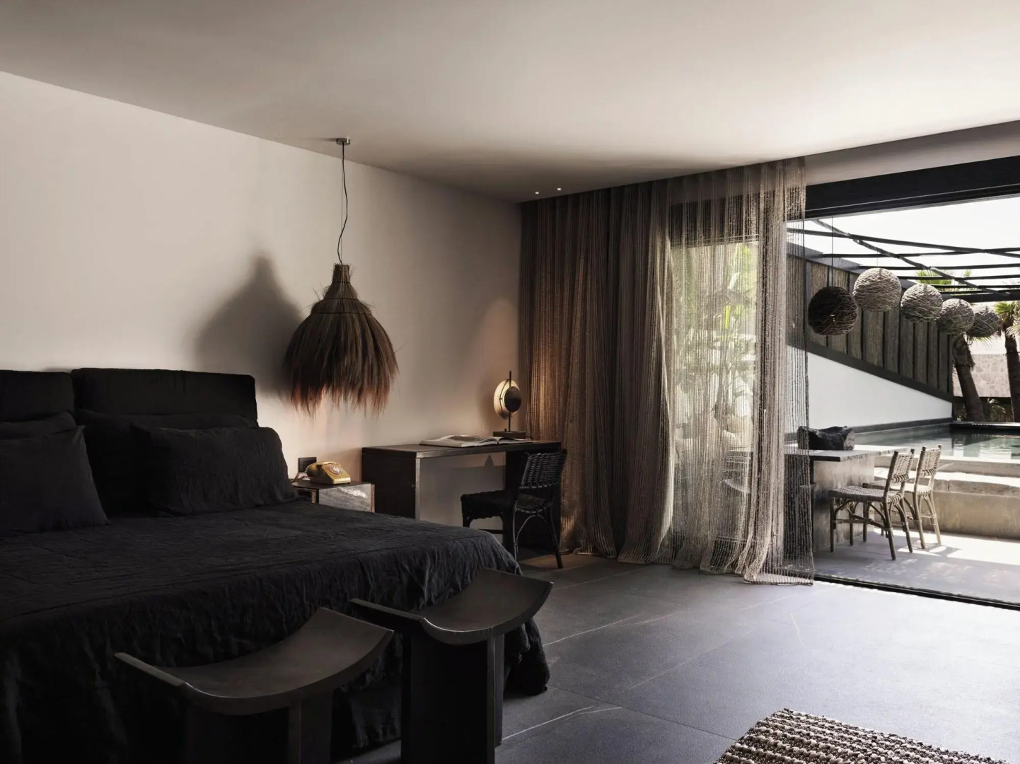 O by Myconian Collection