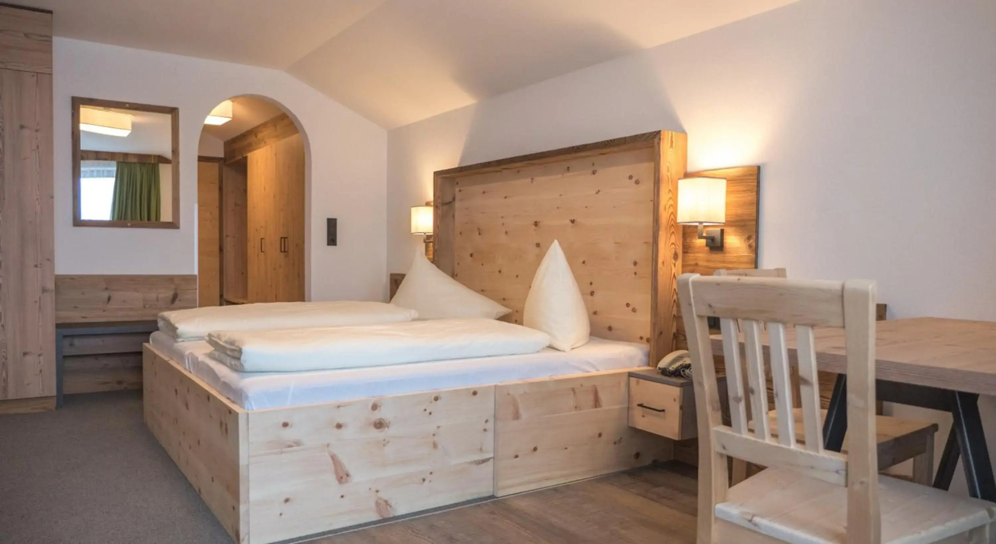 Hotel & Apart Central