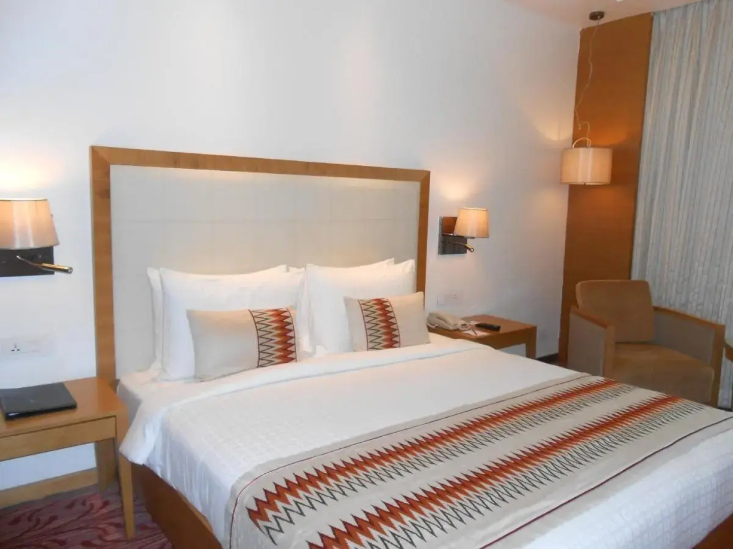 Pride Plaza Hotel, Kolkata