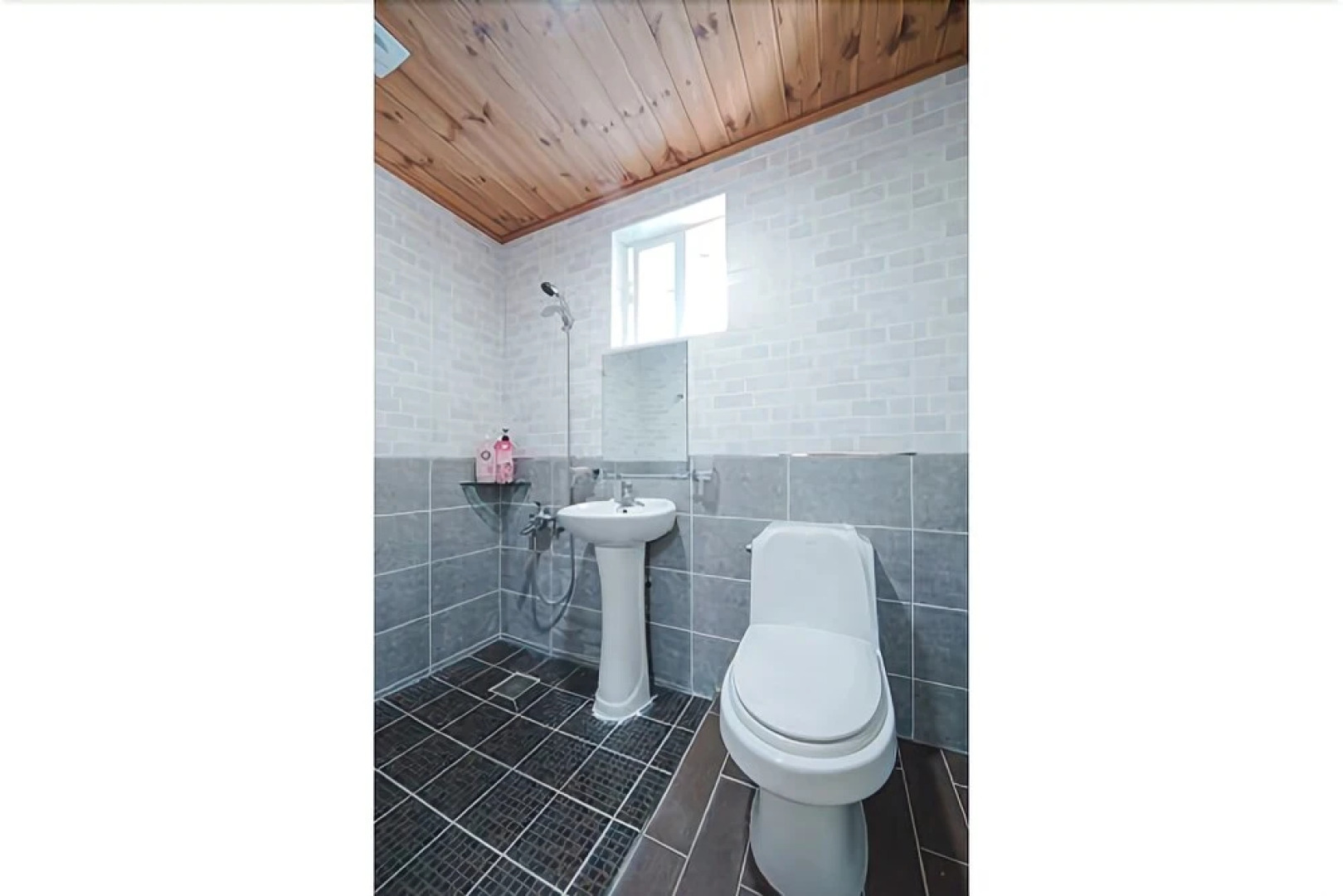 Danyang Wood Scented Pension