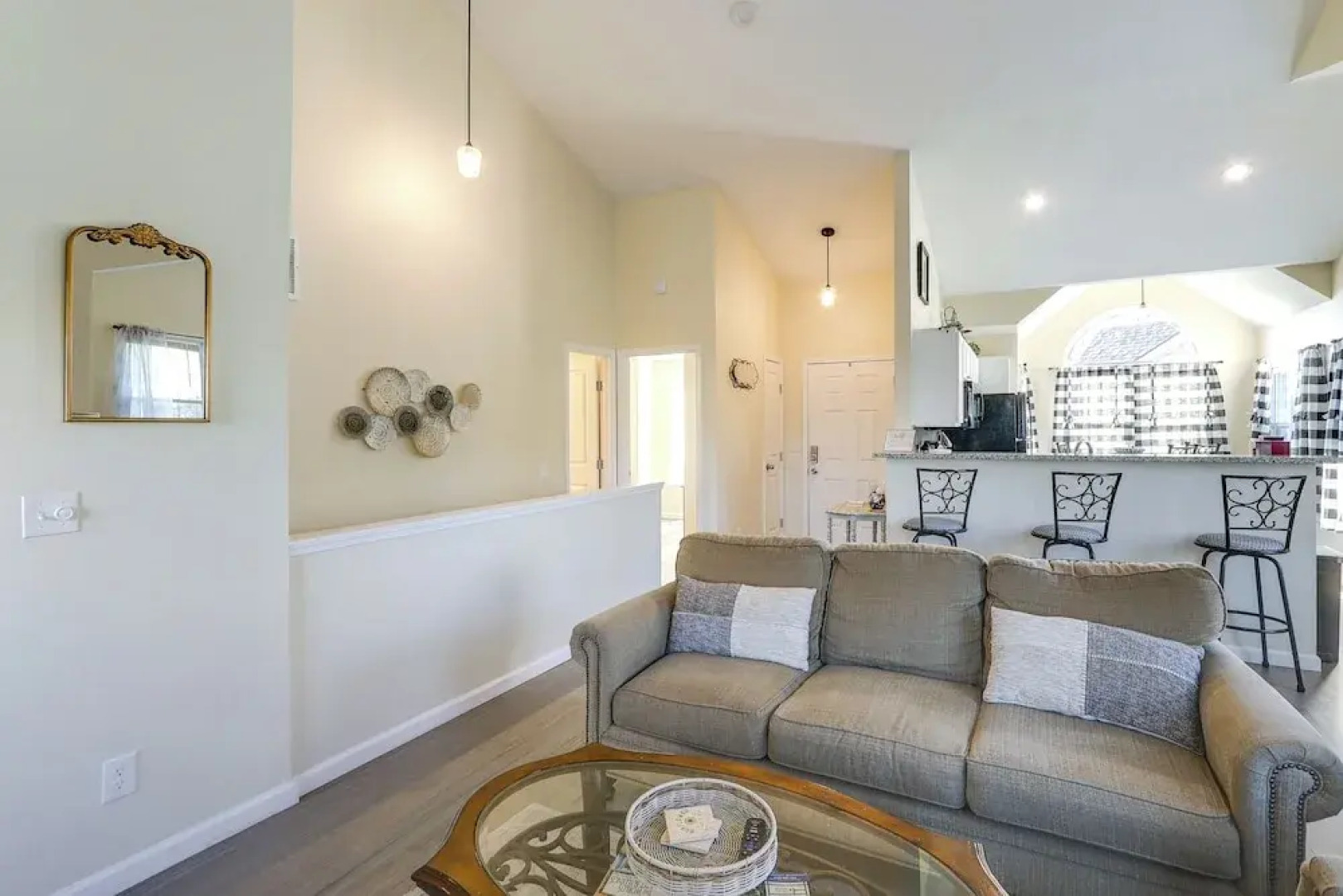 Wichita Townhome w/ Patio: 9 Mi to Downtown!