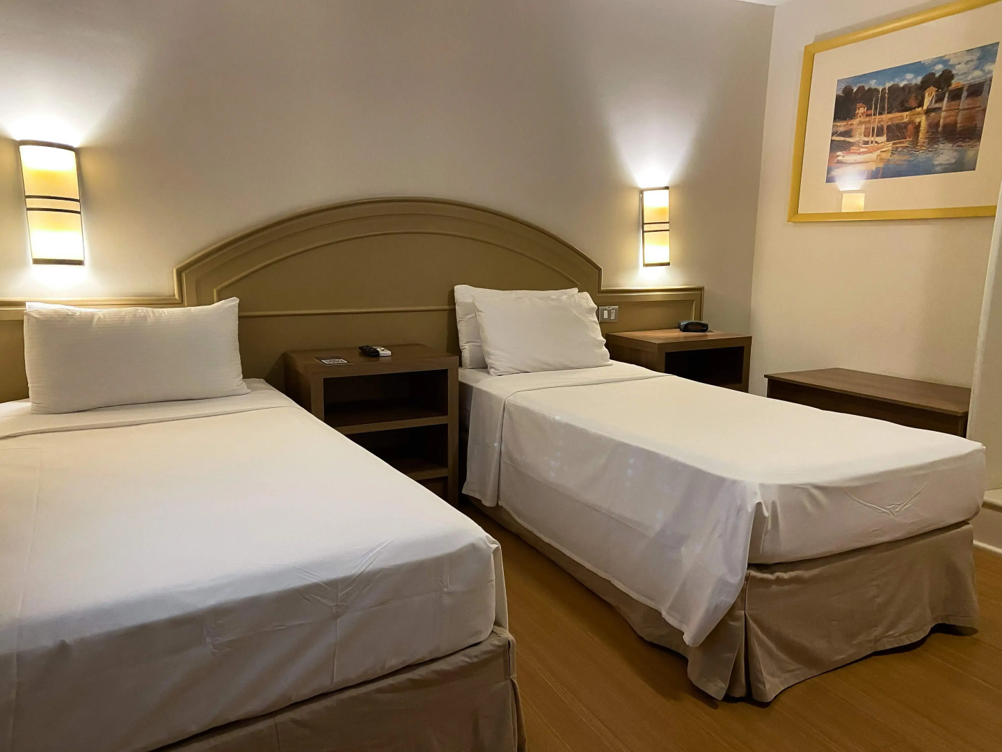 Master Porto Alegre Hotel - Av Carlos Gomes, Proximo Consulado Americano