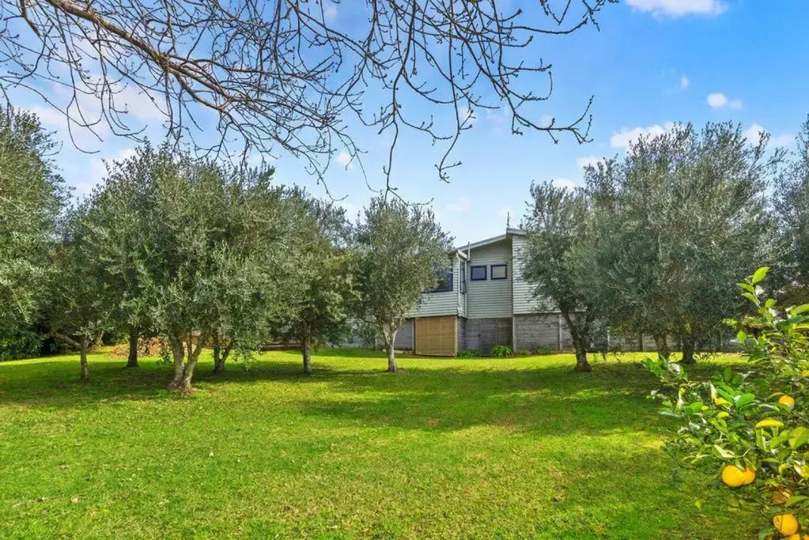 Taste Of Paradise with WiFi!- Mangawhai Heads Holiday Home