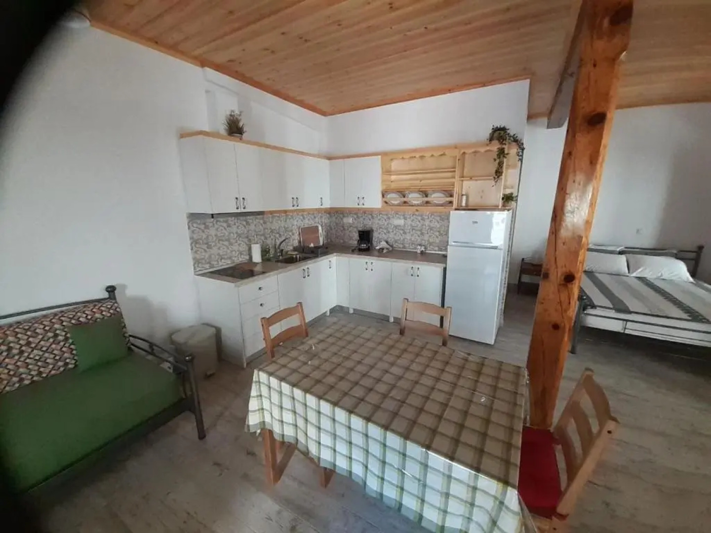 Mama's Home, Kallirachi Village