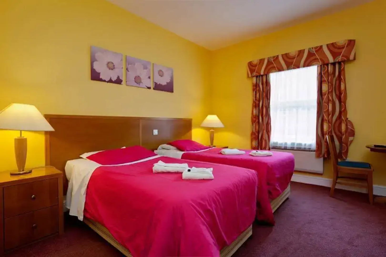 The Earl of Derby - Inn