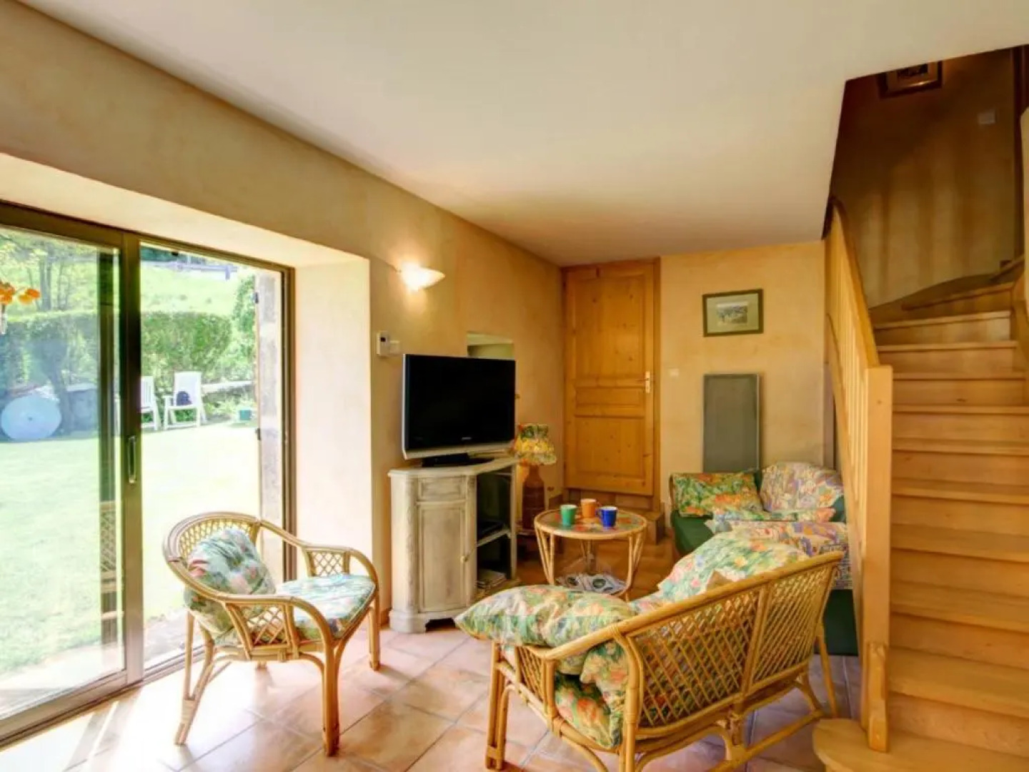 Gîte Marols, 4 pièces, 6 personnes - FR-1-496-1