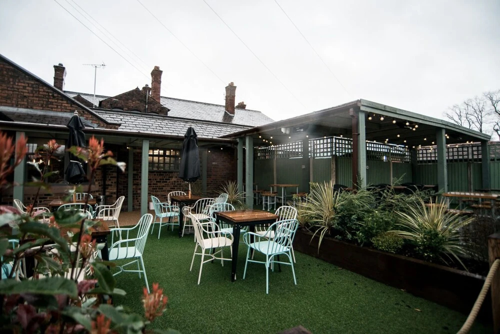 Cat & Lion Country Pub and Hotel