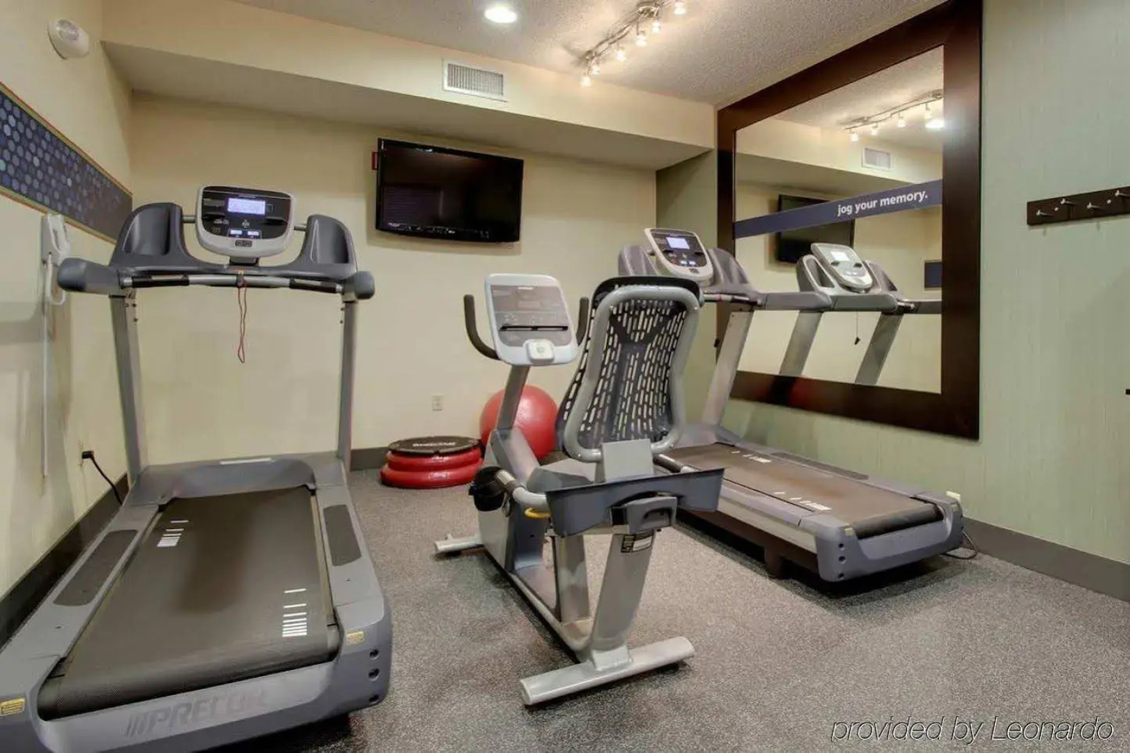 Quality Inn & Suites Quincy - Downtown