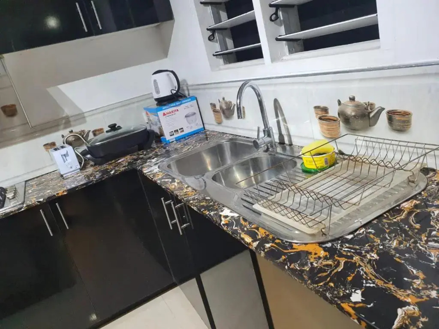 Single Room with Shared Kitchen and Living Room