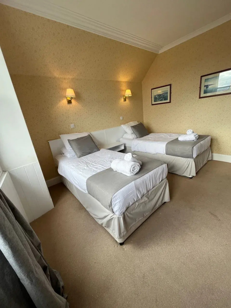 The Stromness Hotel by Paymán Club