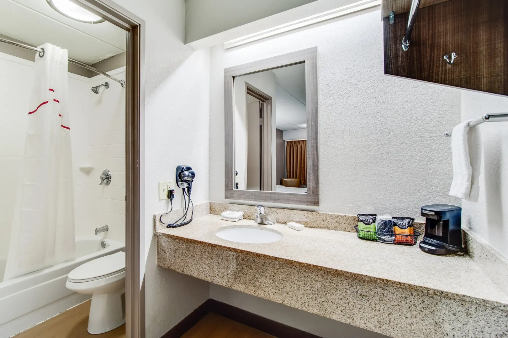 Red Roof Inn Columbia East - Ft Jackson