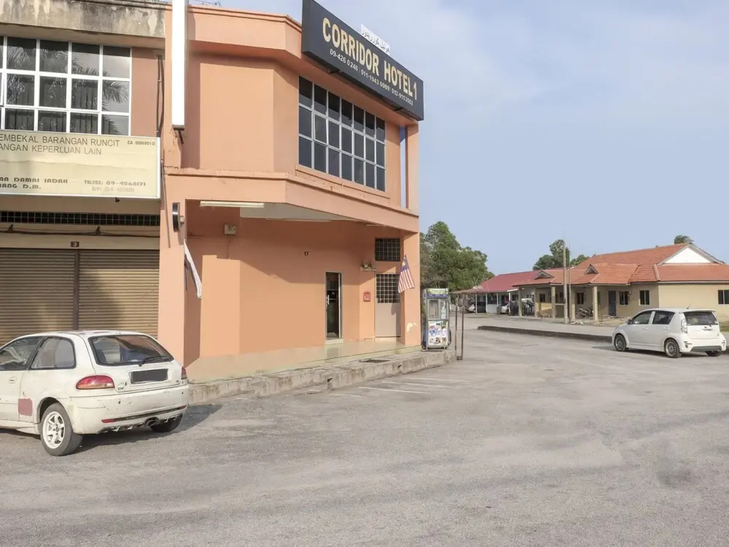 SPOT ON 90144 Corridor Hotel 1