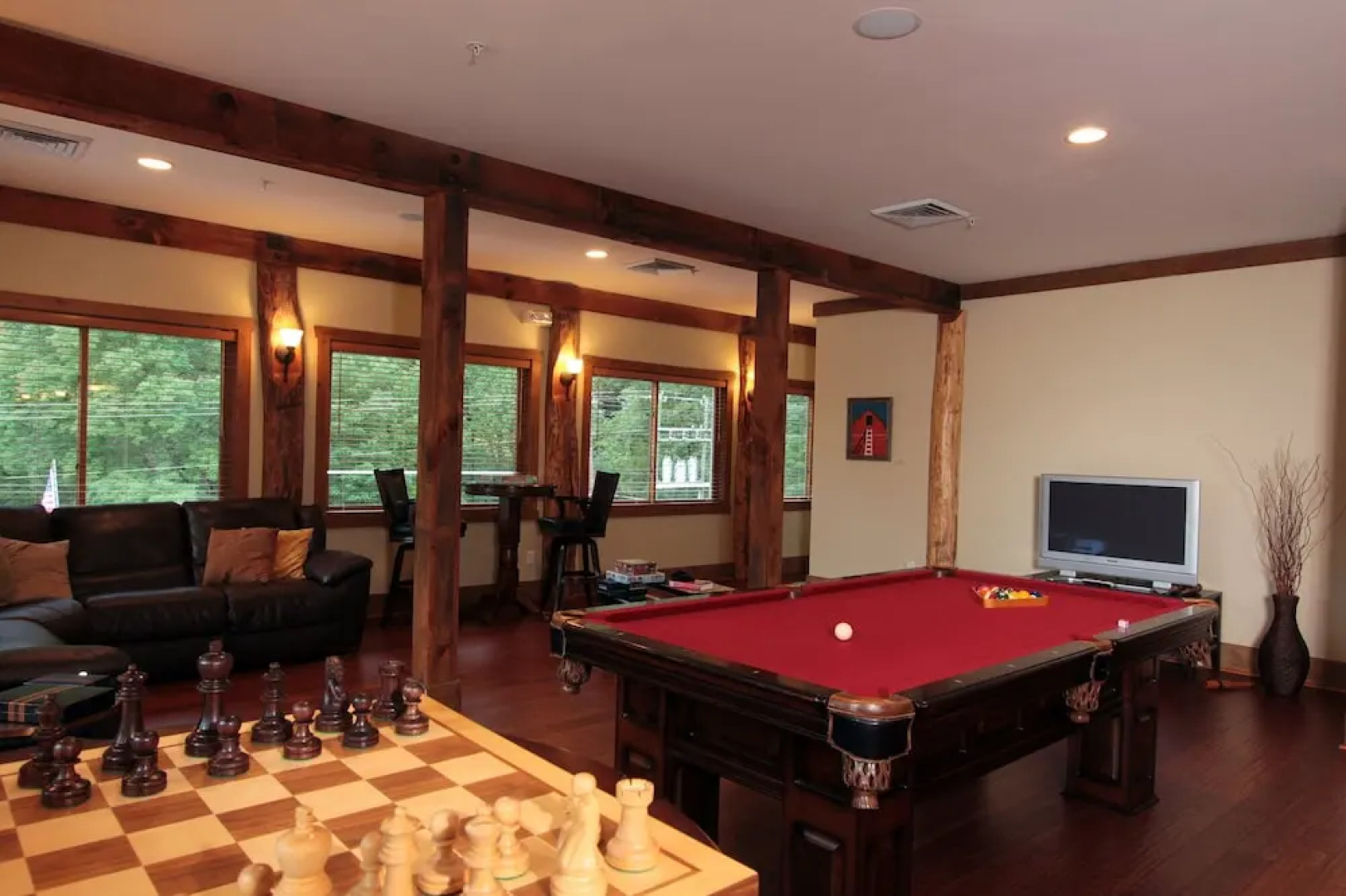 The Esmeralda Inn at Lake Lure