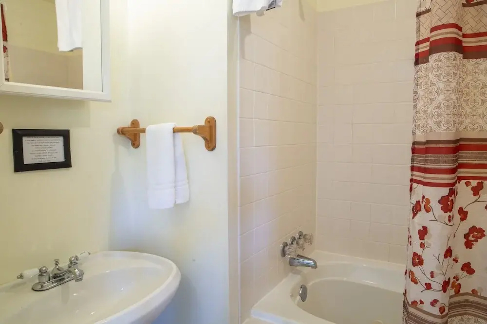 The Chimney Rock Inn & Cottages