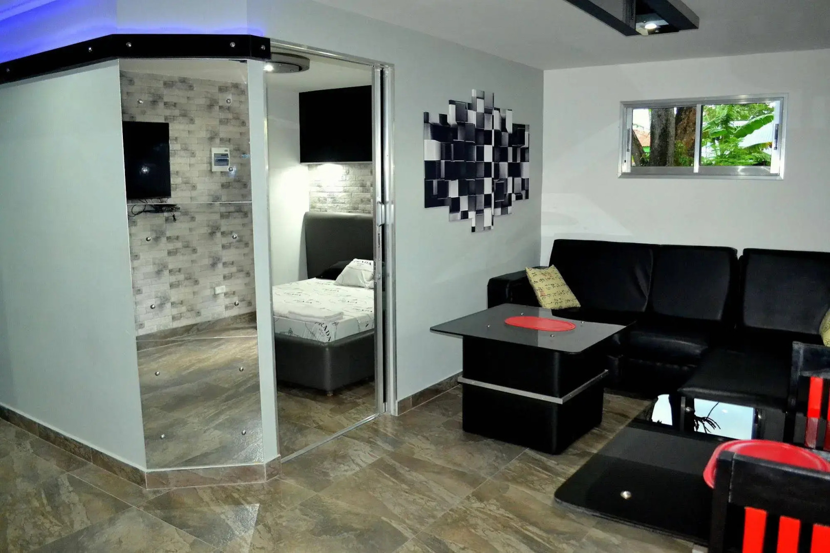 Micky Santoro- Apartments