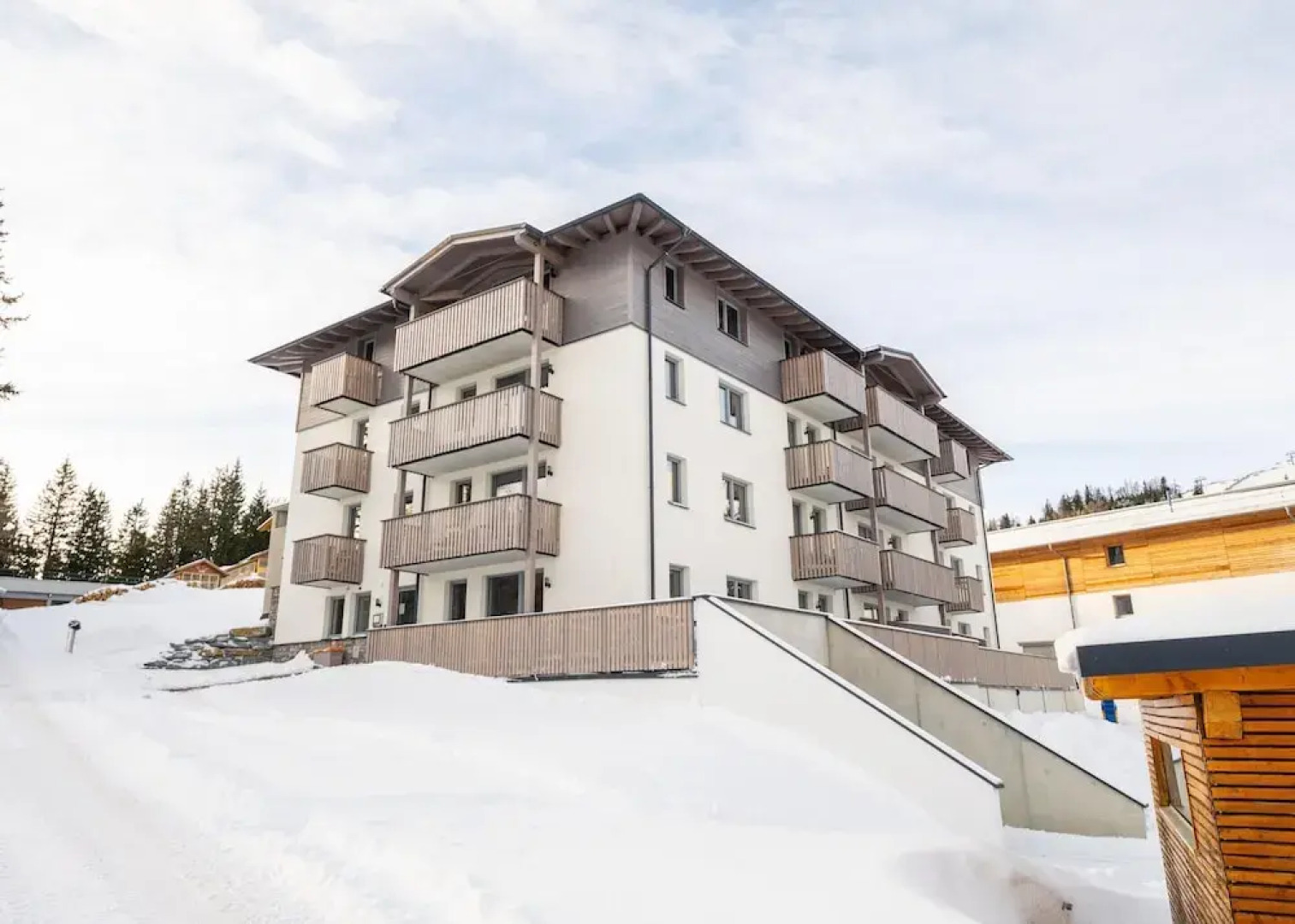 Apartment in Katschberghohe Near Ski Slopes