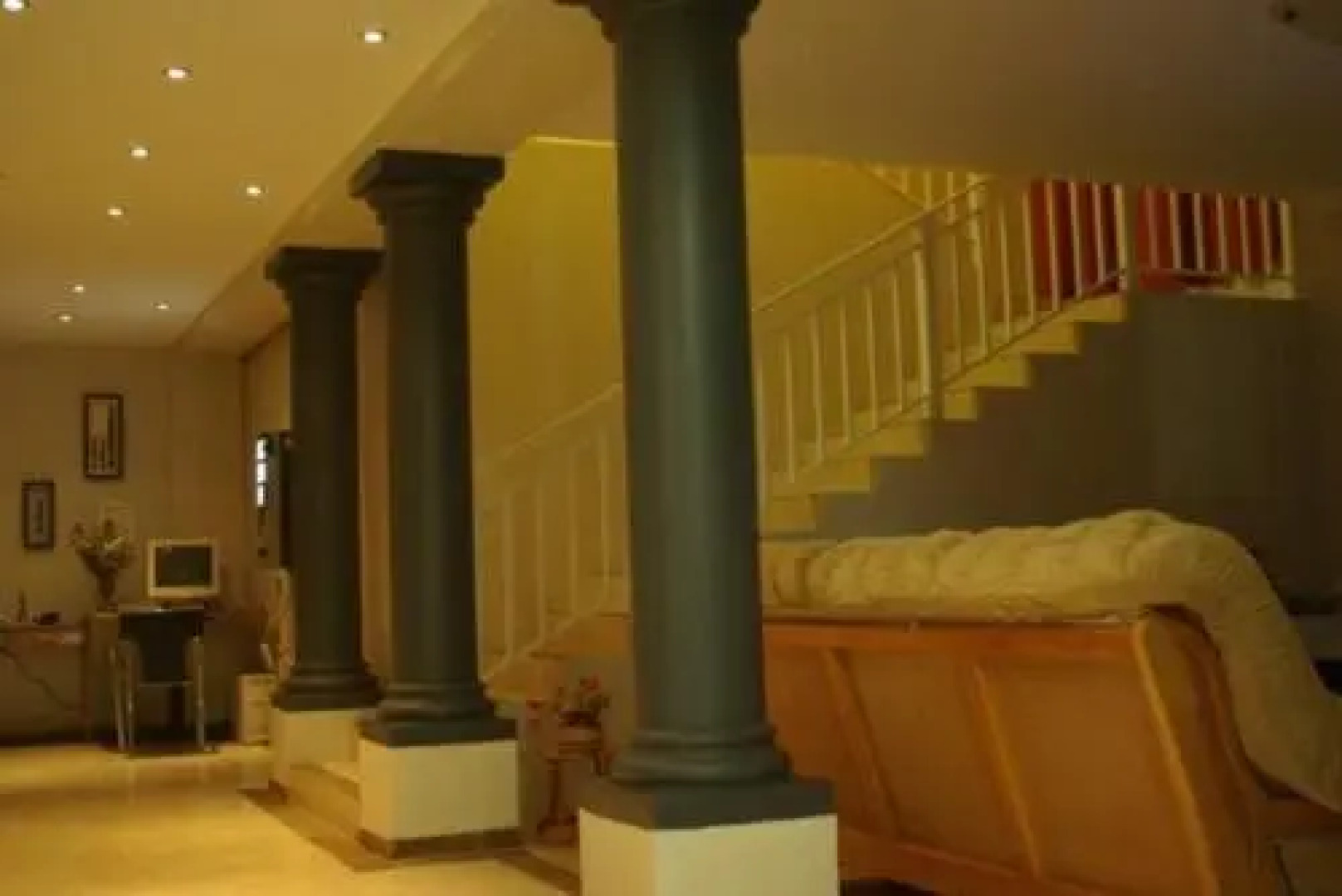 Virginia Forest Lodge