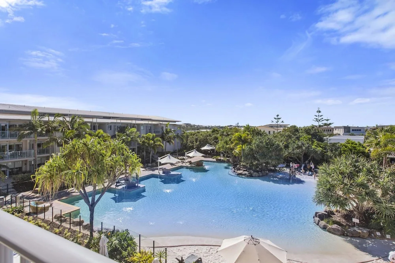 Resort & Spa On The Lagoon 5306/07