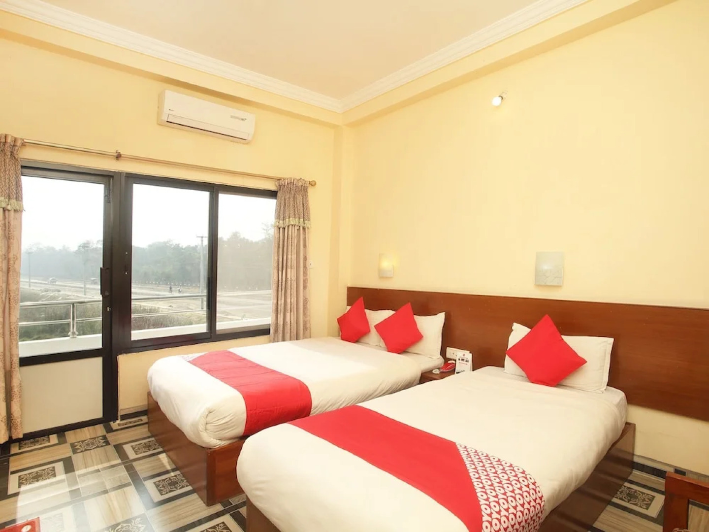 OYO 731 Hotel Peace Zone