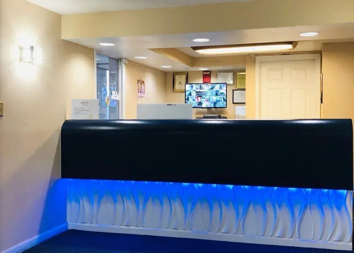 Western Inn Carrollton