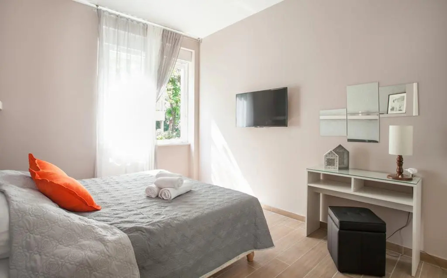 Sand Beach Apartments