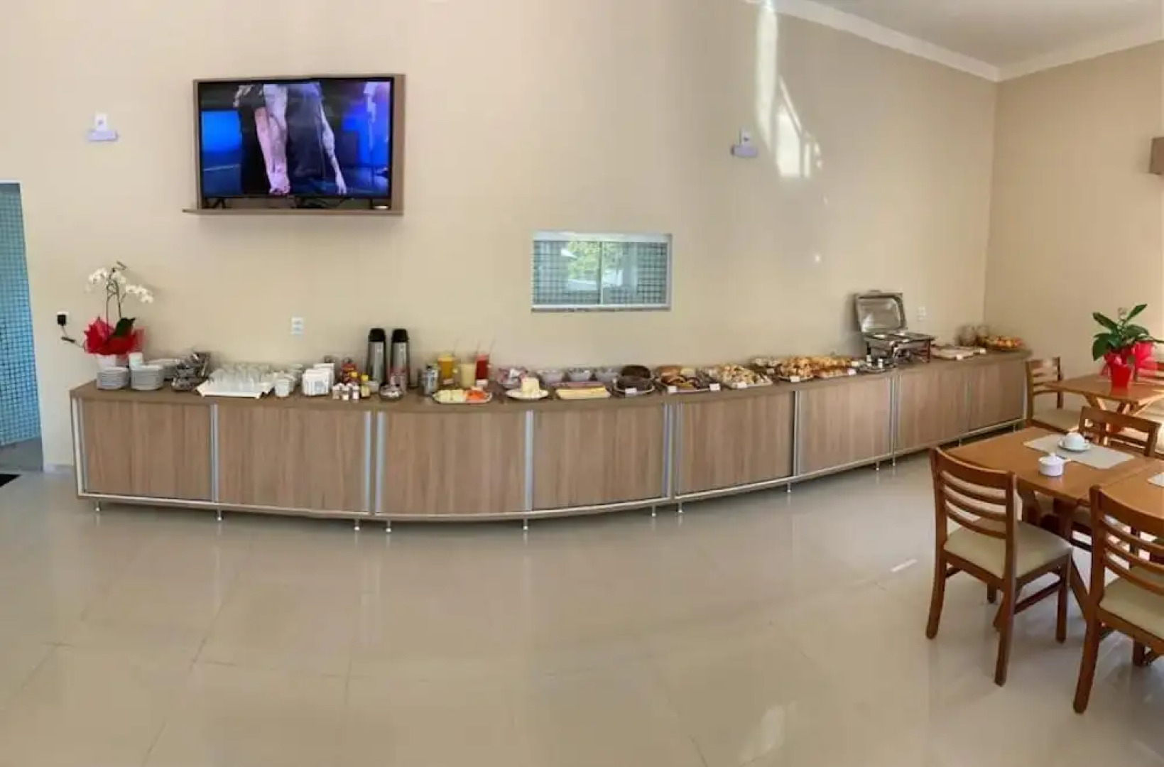 Pissin Plaza Pousada e Hotel