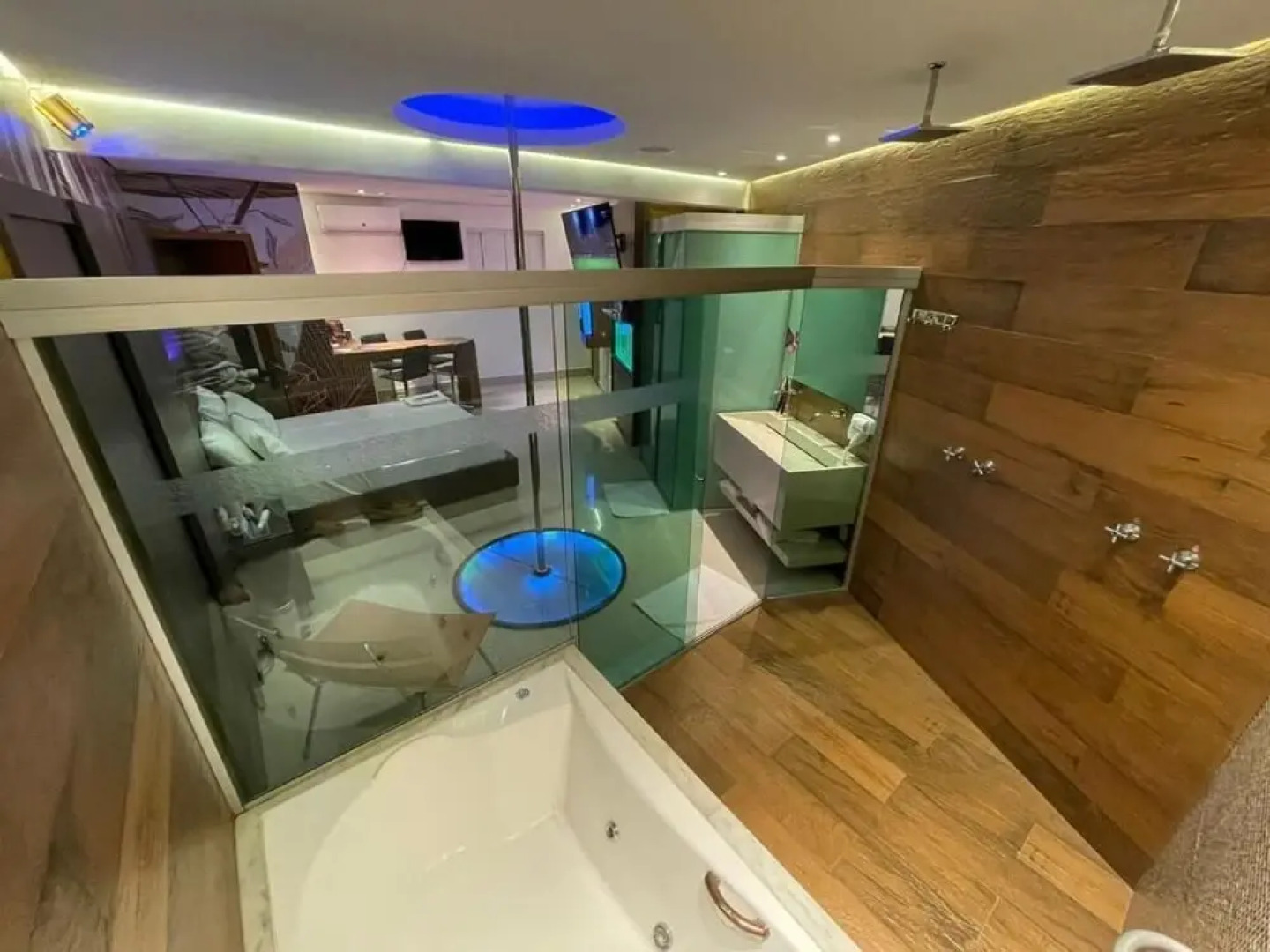 Motel Dubai - Adults Only