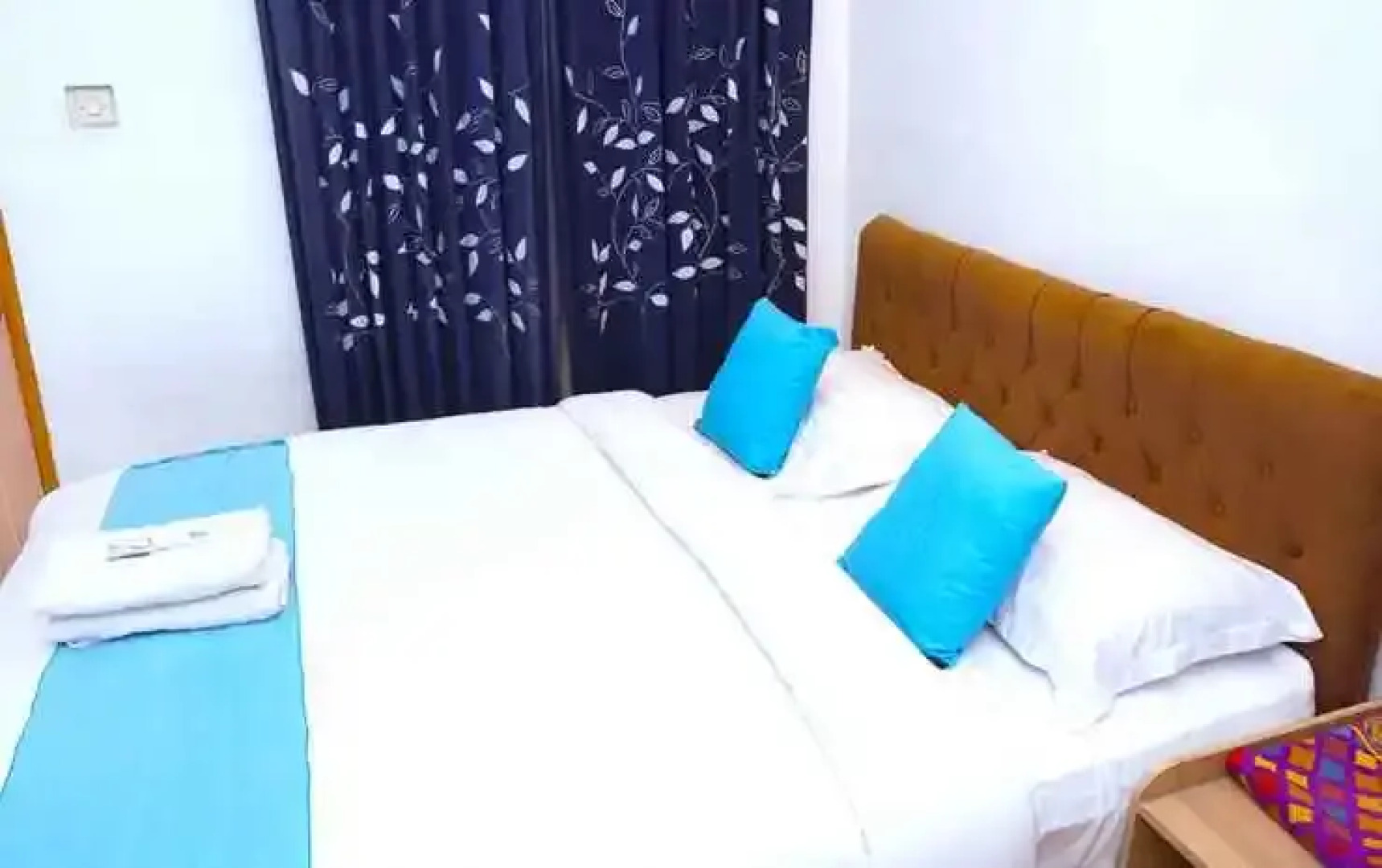 Jazz Room Kampung Inggris Syariah