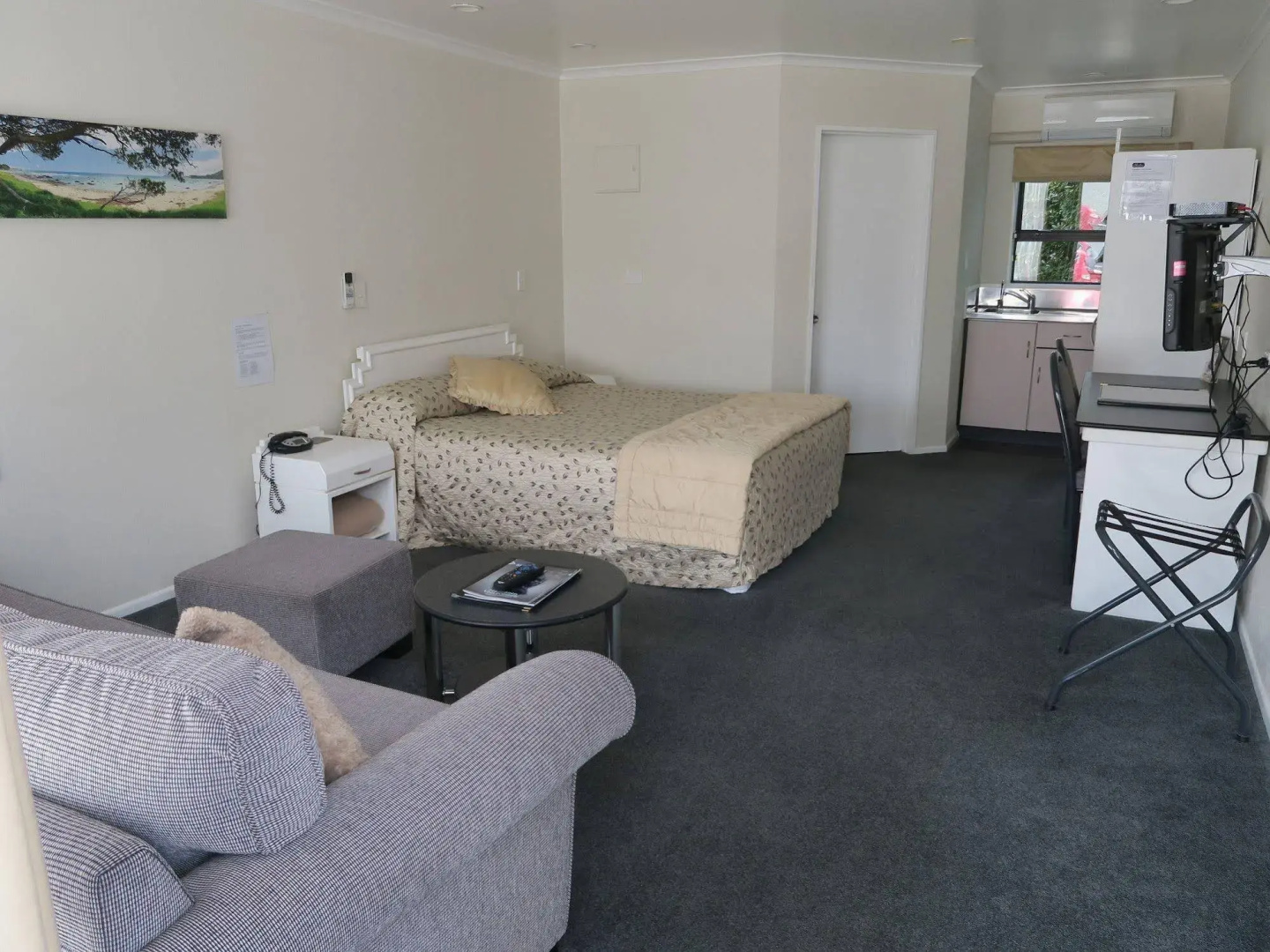 Shadzz Motel & Conference Centre