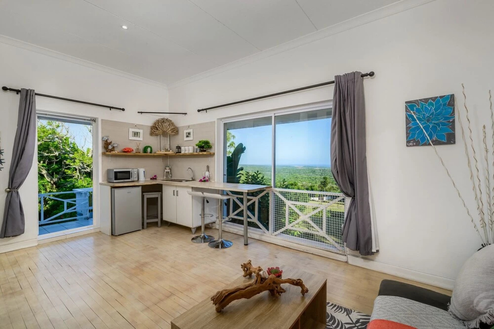 302 On Old Seaview Road Chelsea