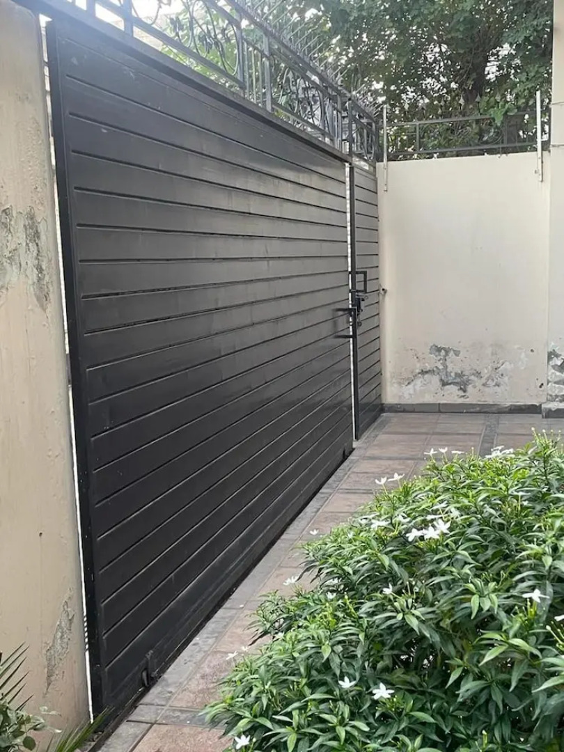 Warraich Villa gt Raod Gujrat Entire