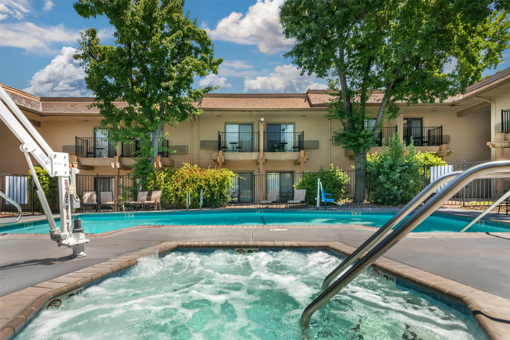 Best Western Plus Sonora Oaks Hotel & Conference Center