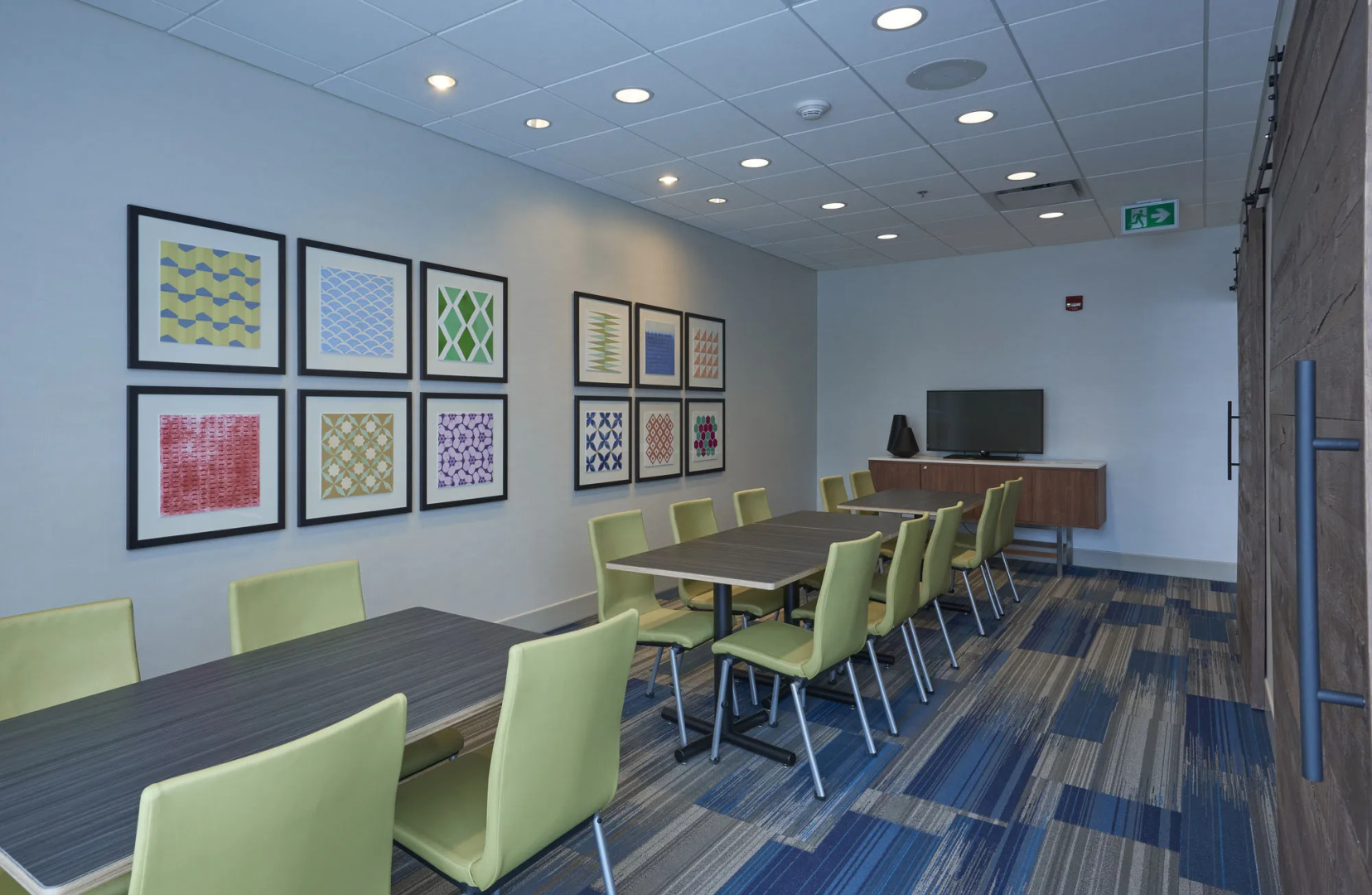 Holiday Inn Express & Suites St John's Airport by IHG