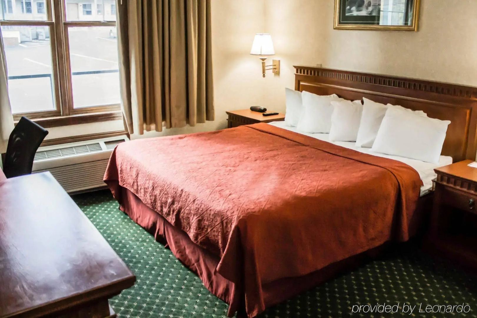 Econo Lodge Glens Falls / Lake George