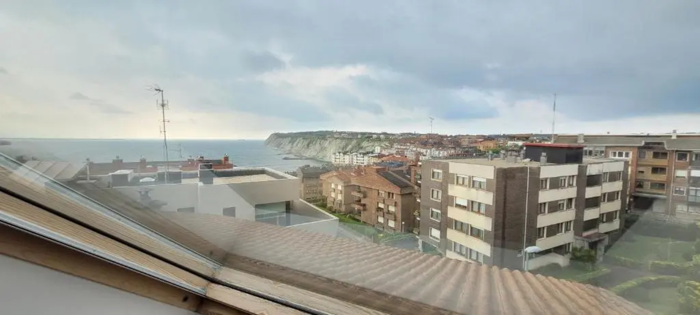 ARRIGUNAGA BEACH VIEW Atico con Terraza y Parking