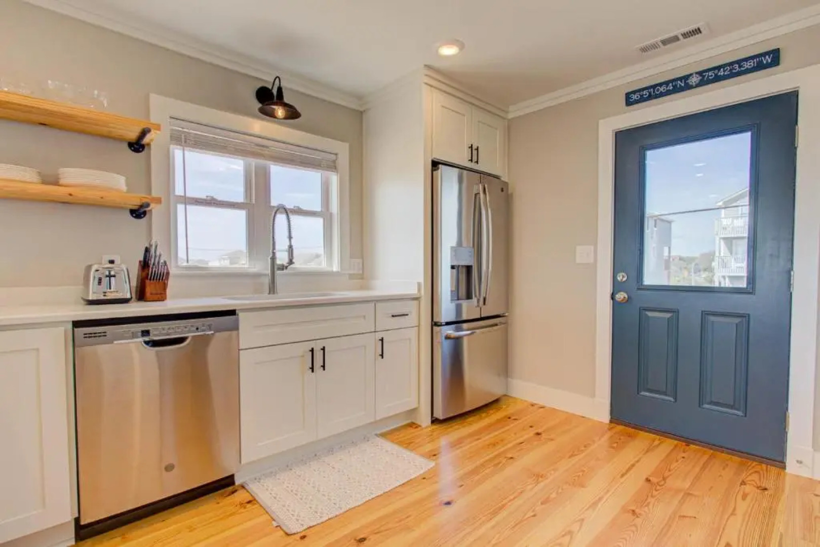 4065 Downwinder Oceanfront